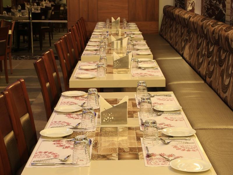 โรงแรม ดานาลักซมี ศรีนิวาสัน Perambalur ภายนอก รูปภาพ